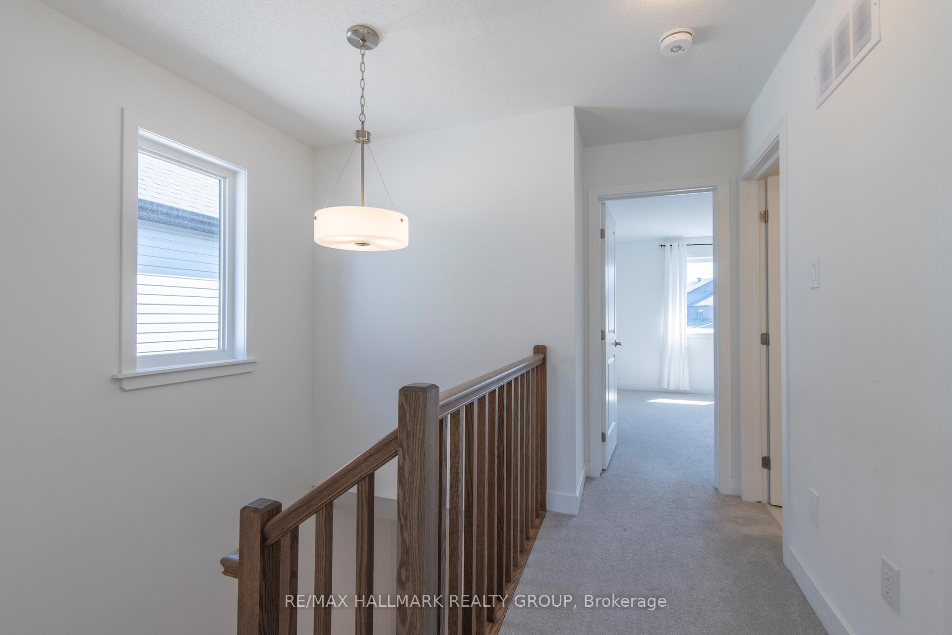 Photo 12 of 853 Solarium Avenue, Ottawa, Riverside South/Gloucester Glen — HOMEH