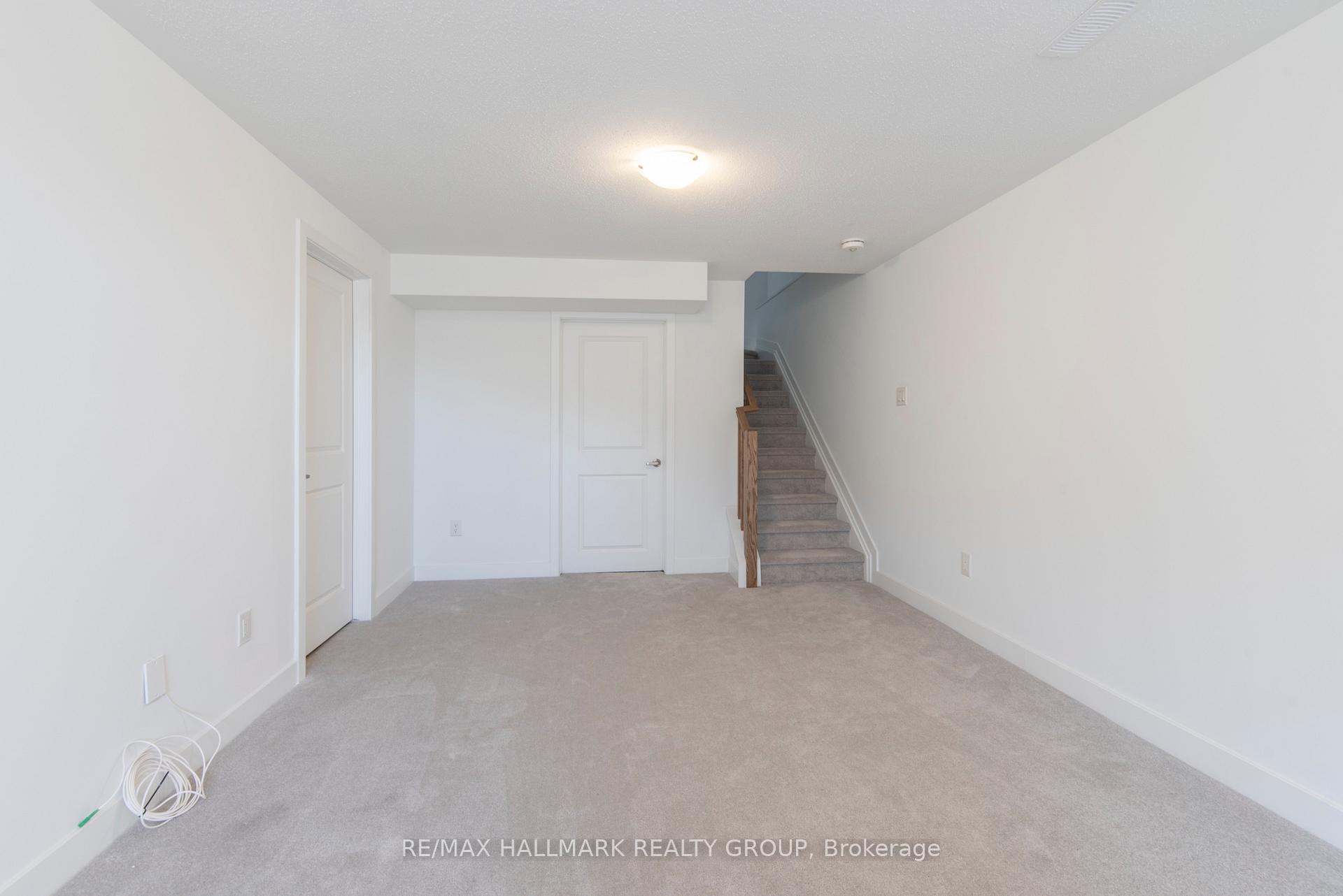 Photo 22 of 853 Solarium Avenue, Ottawa, Riverside South/Gloucester Glen — HOMEH