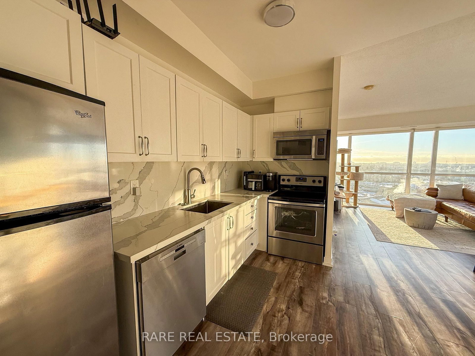 Photo 8 of Unit 1009, 5101 Dundas St W, Etobicoke, Islington-City Centre West — HOMEH