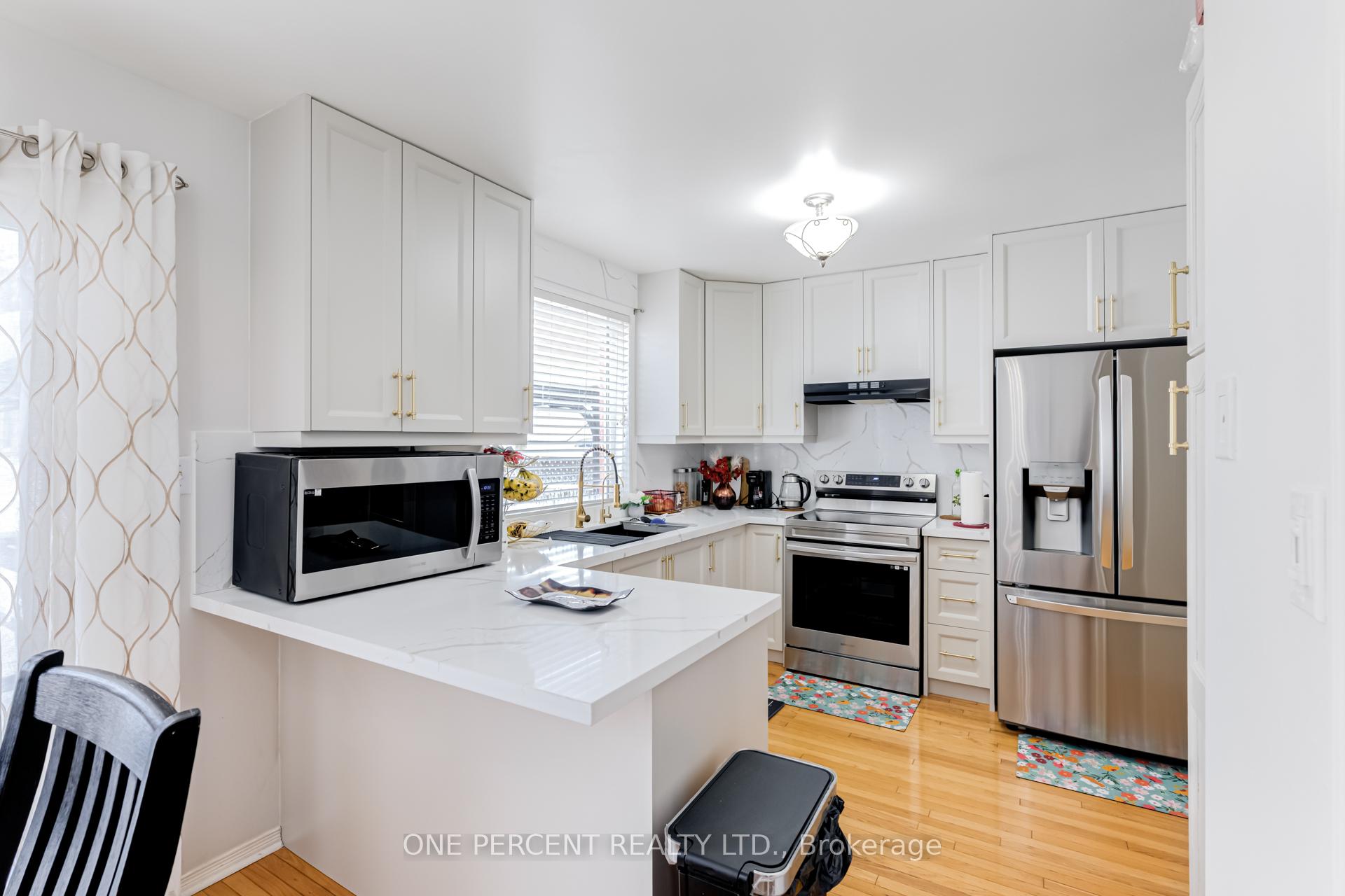Photo 12 of 1624 Canadore Crescent, Oshawa, Samac — HOMEH