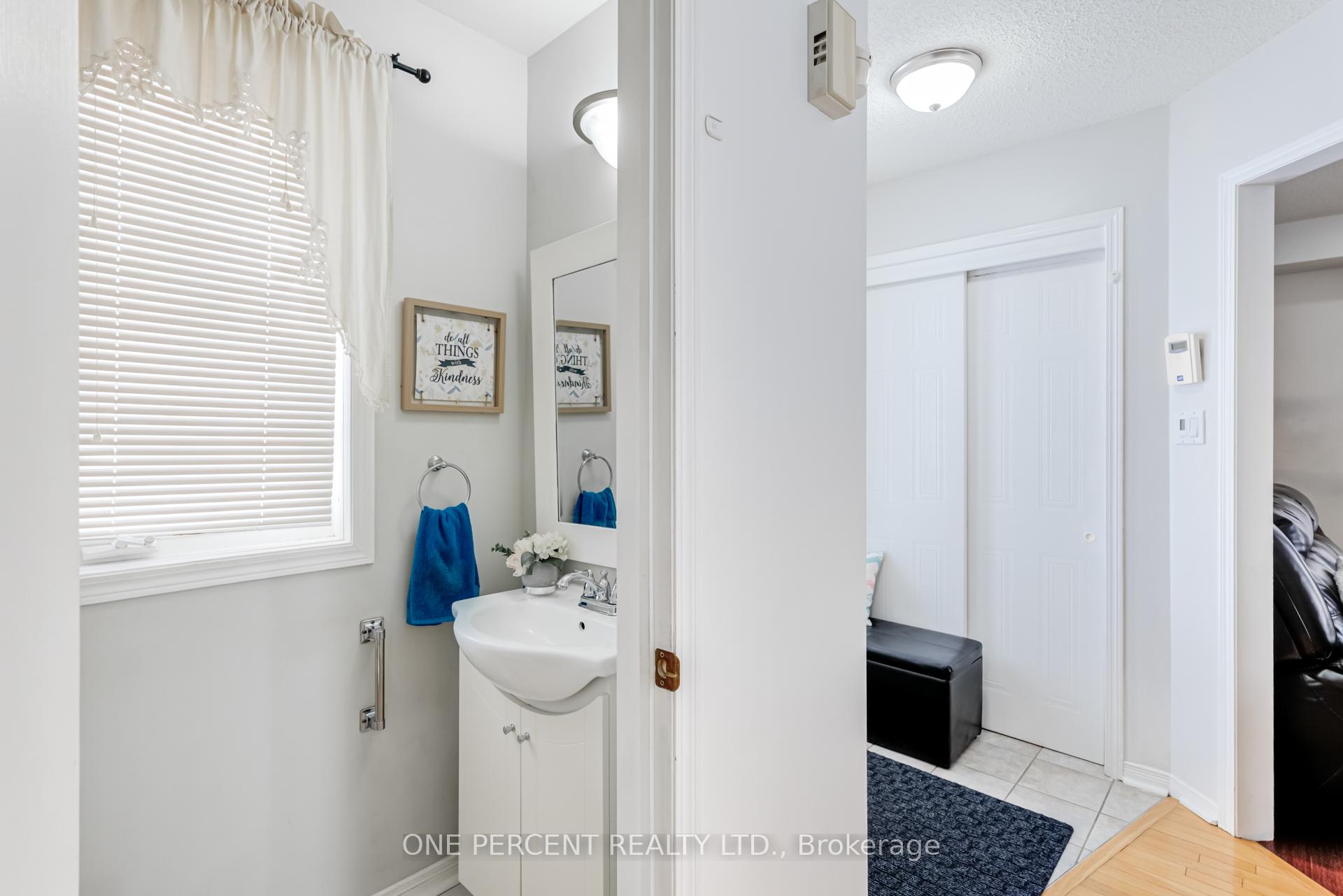 Photo 21 of 1624 Canadore Crescent, Oshawa, Samac — HOMEH