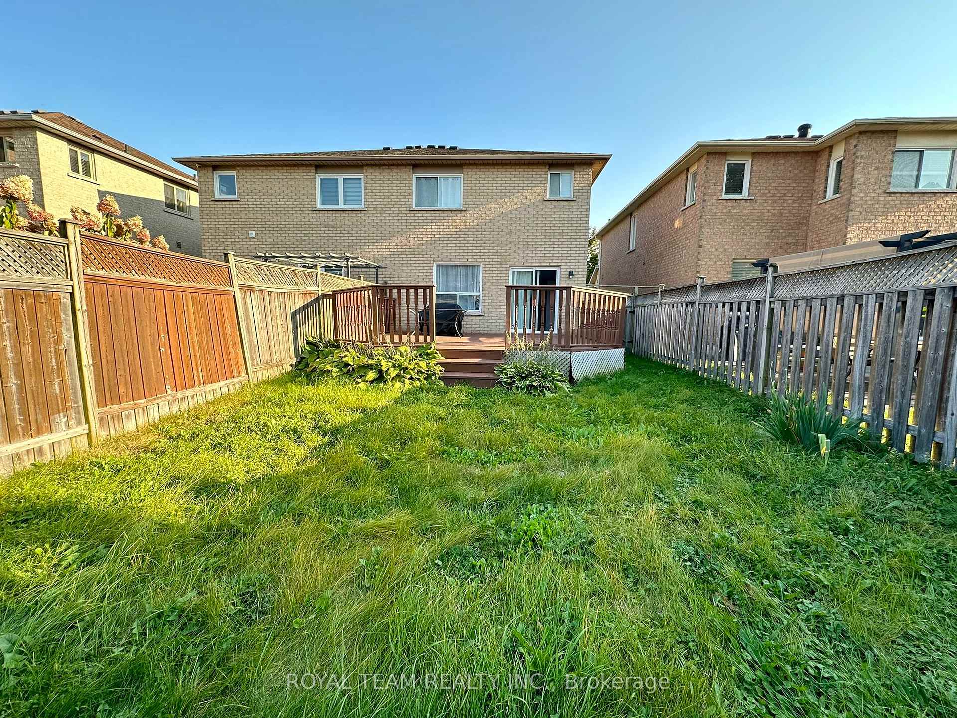 Photo 37 of 74 Silverdart Crescent, Richmond Hill, Oak Ridges — HOMEH