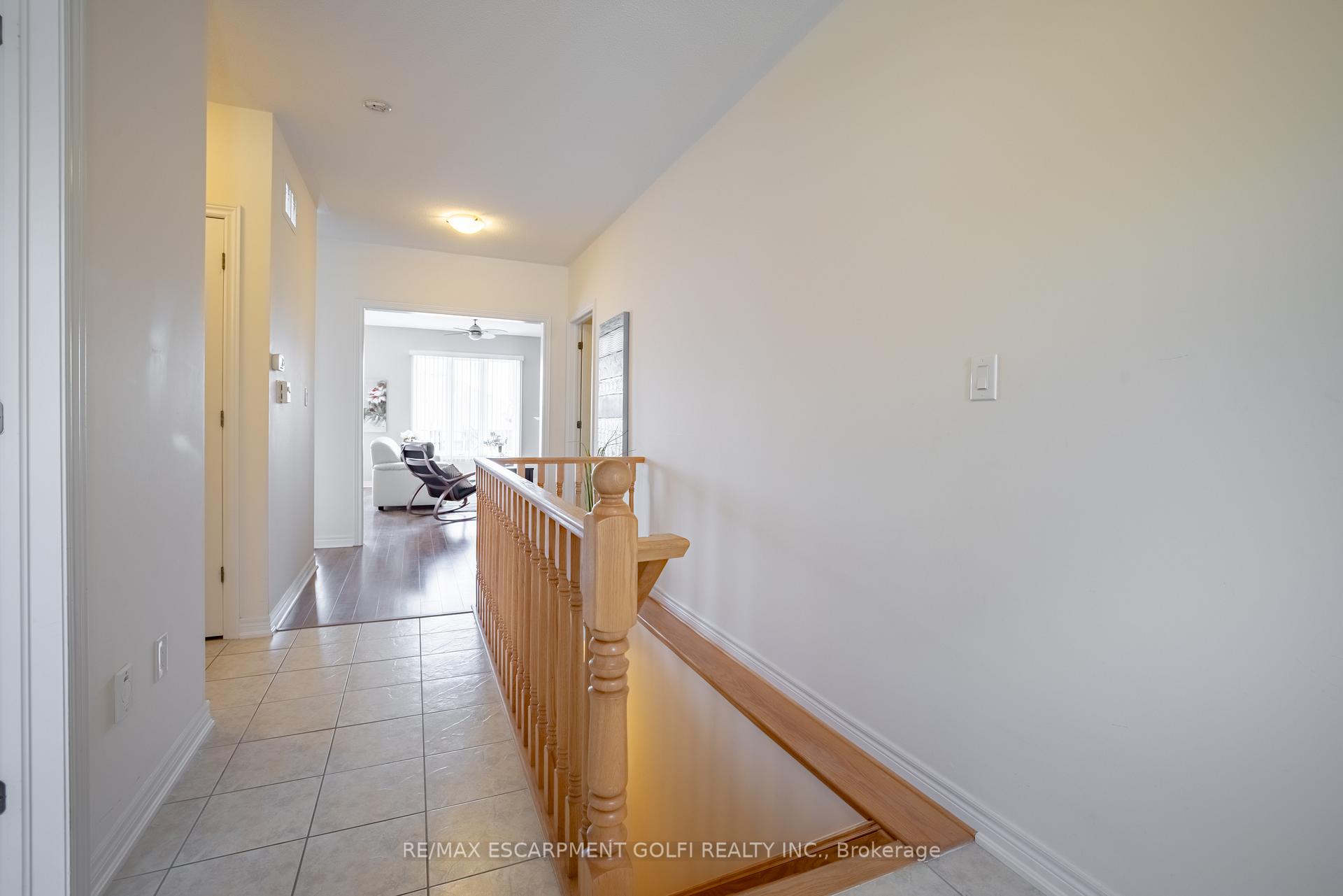Photo 6 of 254 Galloway Trail, Welland, Hwy 406/Welland — HOMEH