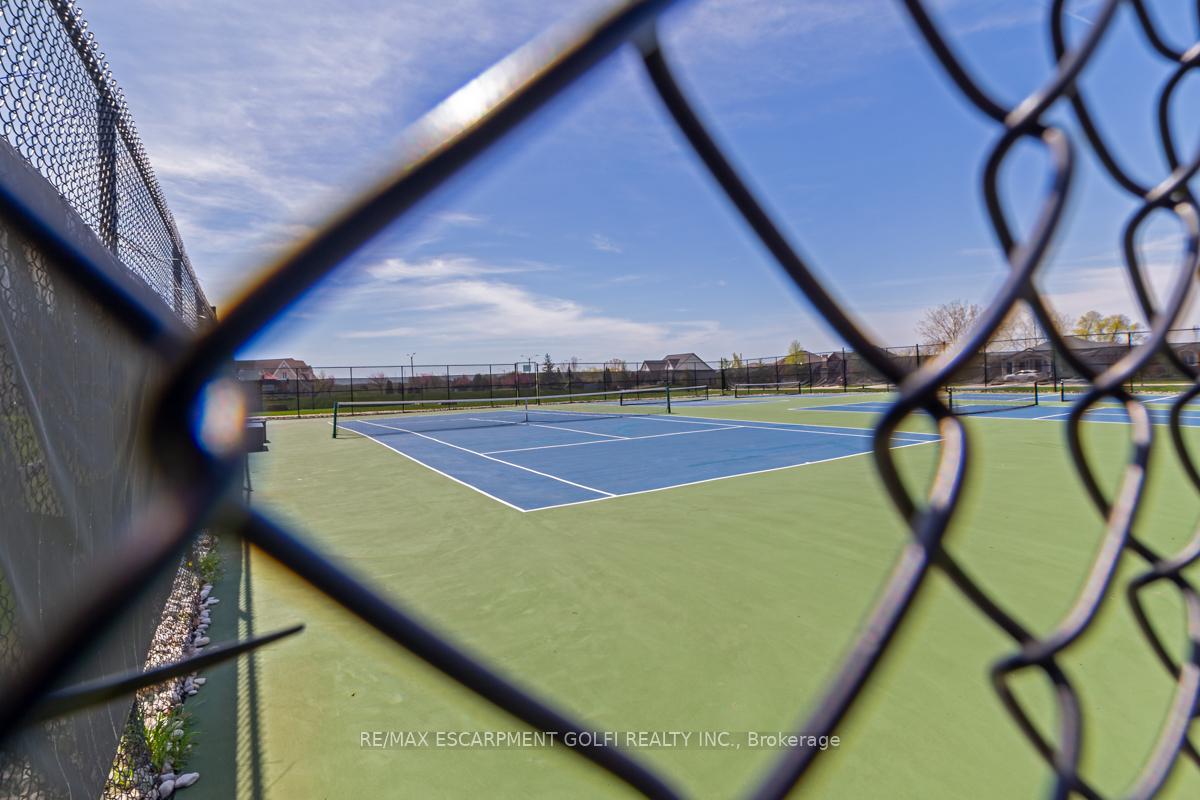 Photo 40 of 254 Galloway Trail, Welland, Hwy 406/Welland — HOMEH