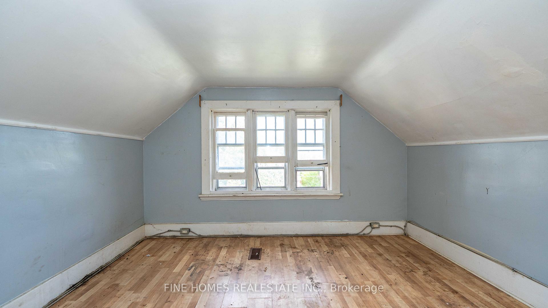 Photo 22 of 175 Stewart Street, Peterborough, Town Ward 3 — HOMEH