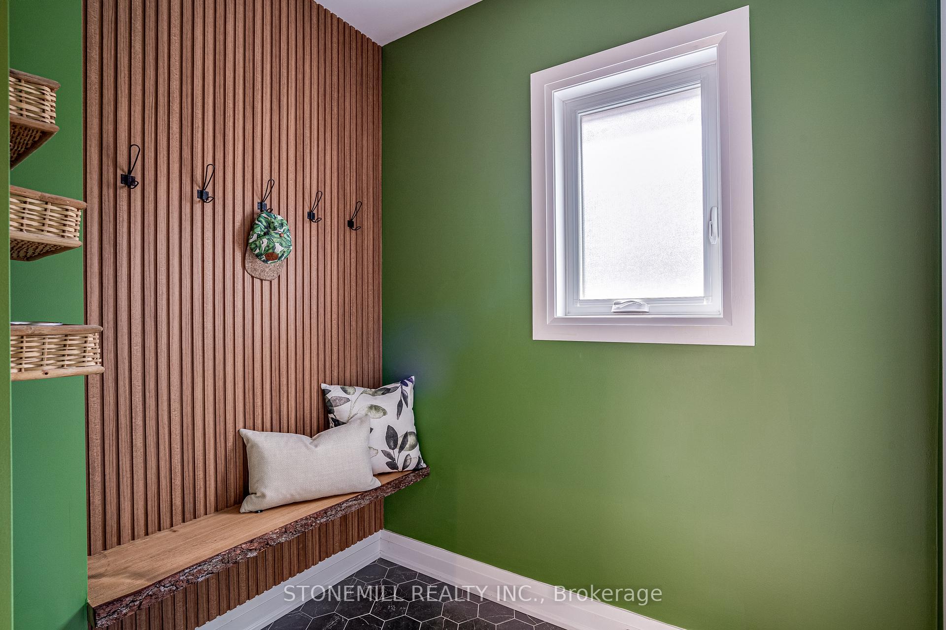 Photo 32 of 176 Shoreview Drive, Welland, Hwy 406/Welland — HOMEH