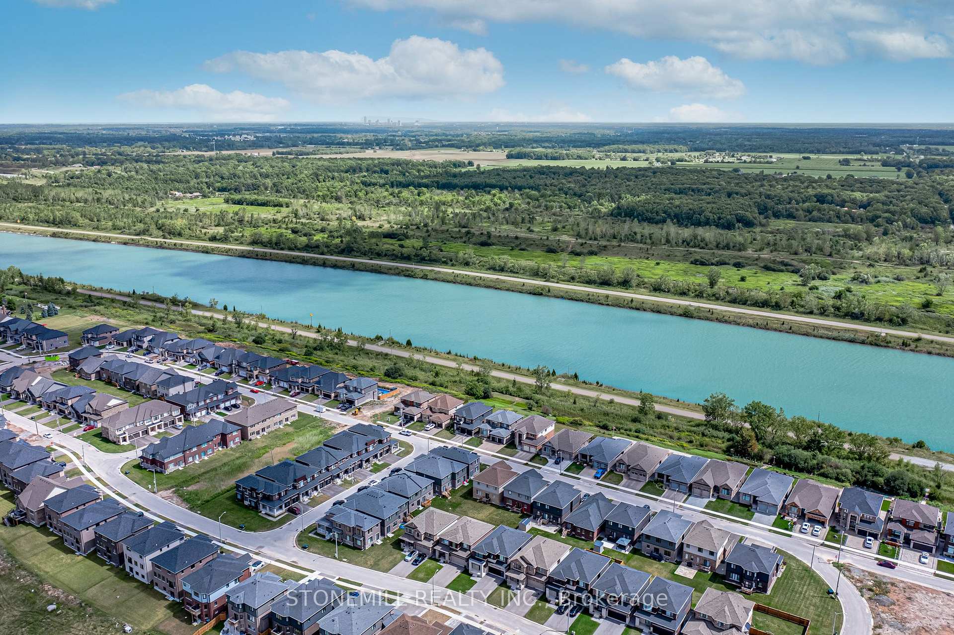 Photo 37 of 176 Shoreview Drive, Welland, Hwy 406/Welland — HOMEH