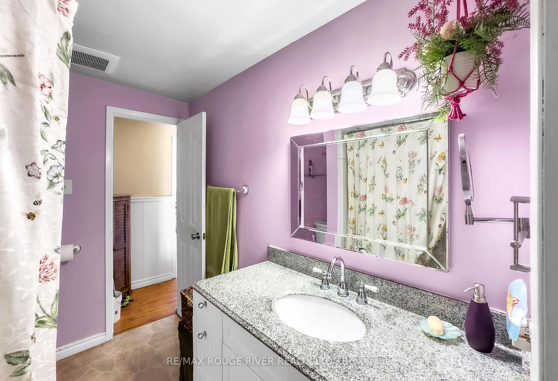 Photo 22 of 46 Pilkington Crescent, Whitby, Pringle Creek — HOMEH
