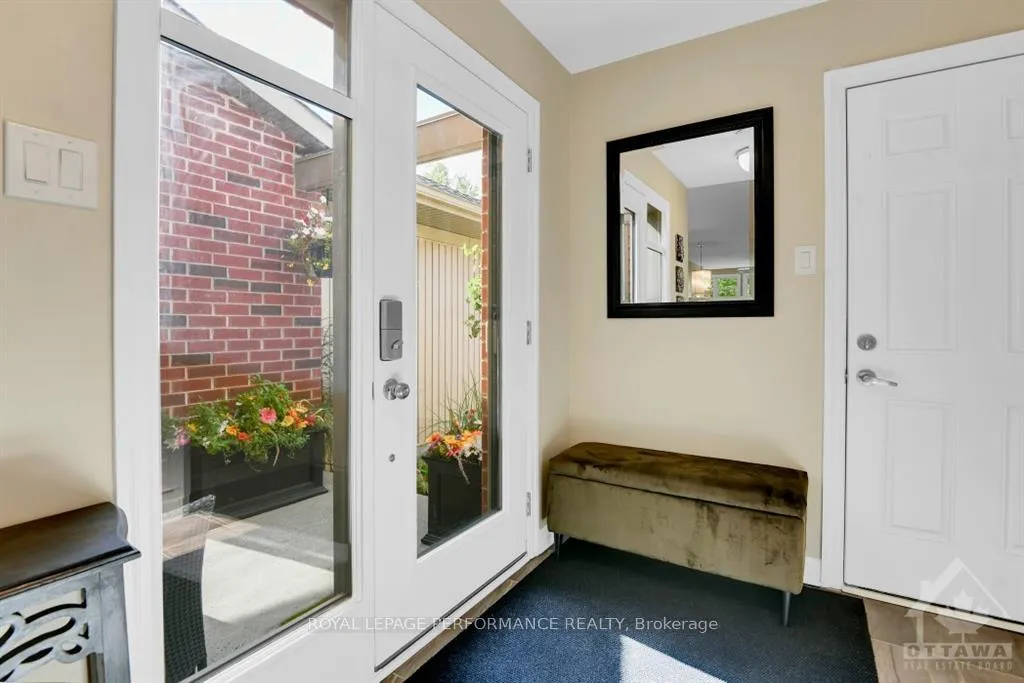 Photo 3 of 43 Aveia, Ottawa, Springridge/East Village — HOMEH