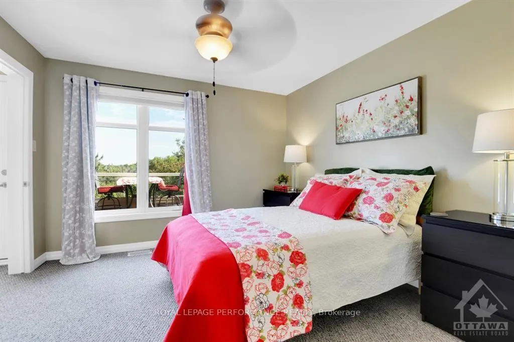 Photo 15 of 43 Aveia, Ottawa, Springridge/East Village — HOMEH