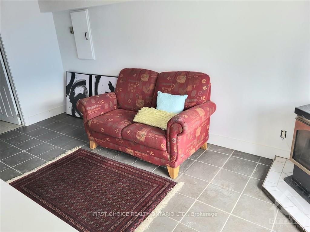 Photo 13 of 3774 Old Montreal Road, Ottawa, Cumberland West — HOMEH
