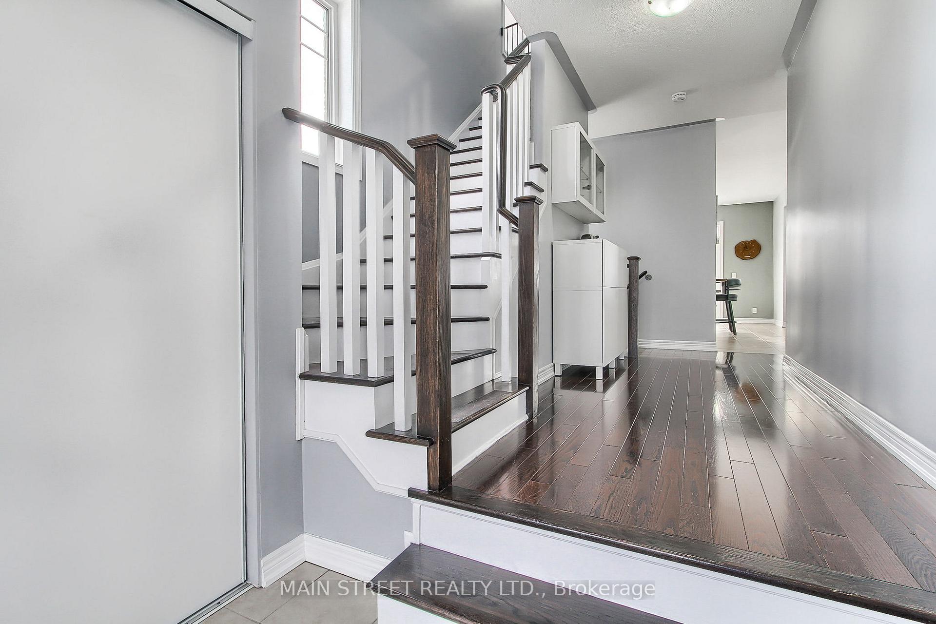 Photo 6 of 161 Blackwell Crescent, Oshawa, Windfields — HOMEH