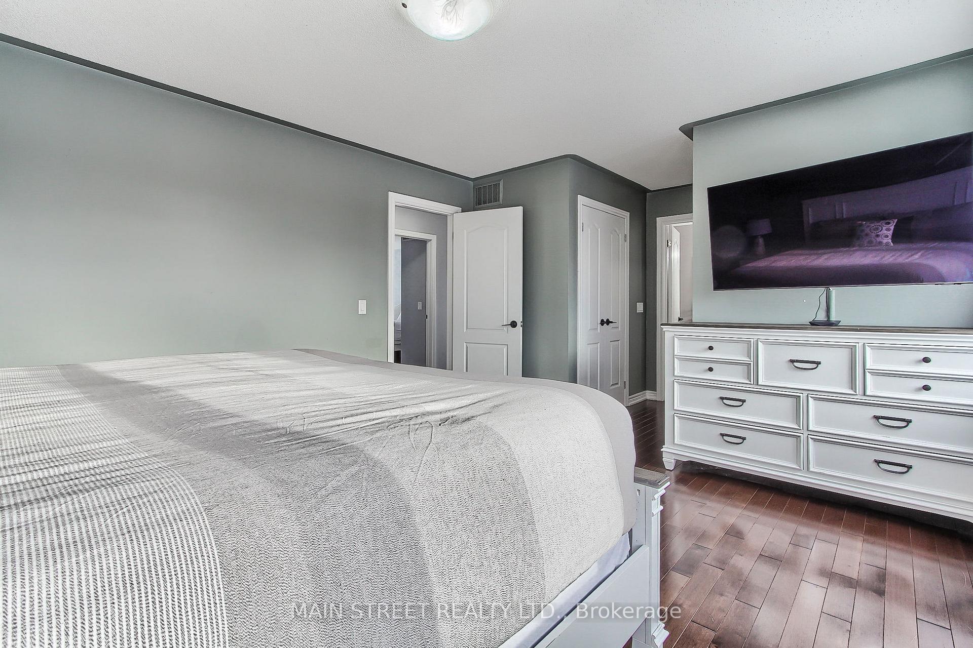 Photo 21 of 161 Blackwell Crescent, Oshawa, Windfields — HOMEH
