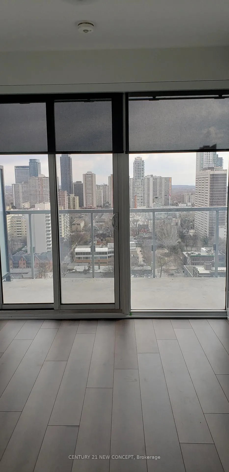Photo 3 of Unit 2304, 3 Gloucester Street, Toronto, Church-Yonge Corridor — HOMEH