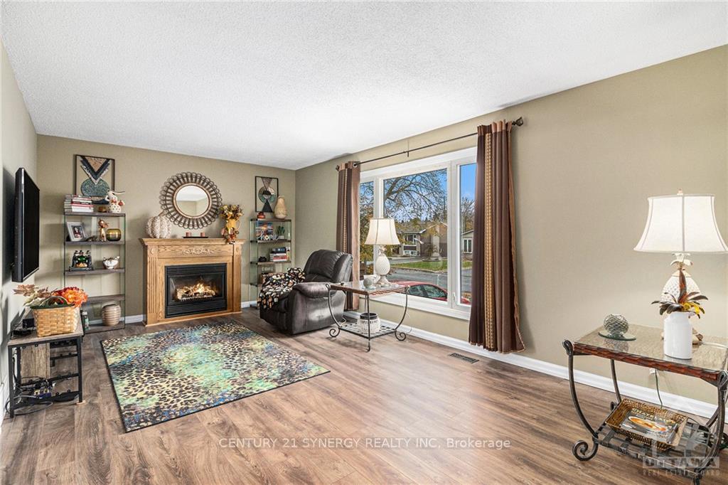 Photo 9 of 1535 Beaconfield Street, Ottawa, Bilberry Creek/Queenswood Heights — HOMEH