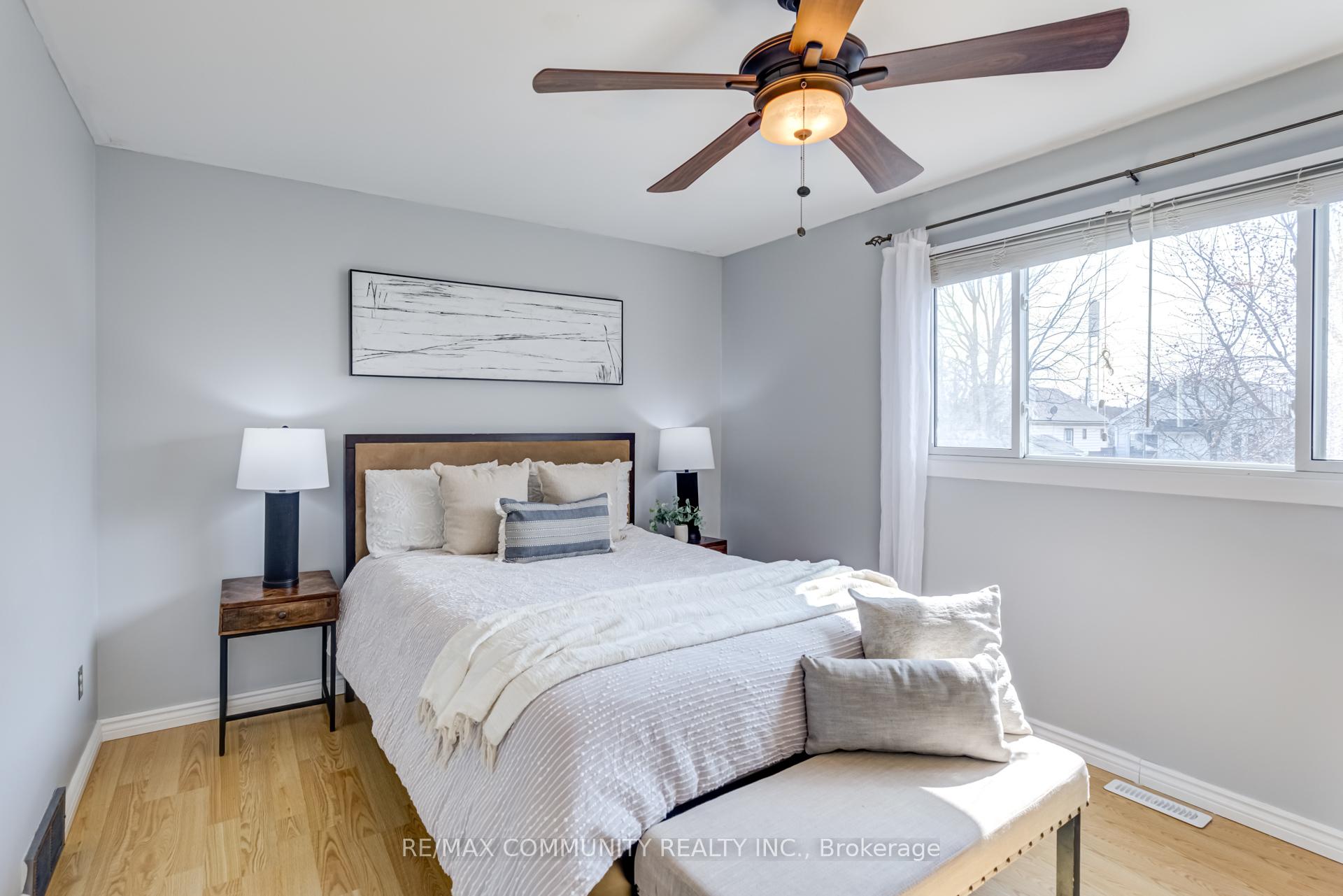 Photo 15 of 412 Maplewood Drive, Oshawa, O'Neill — HOMEH