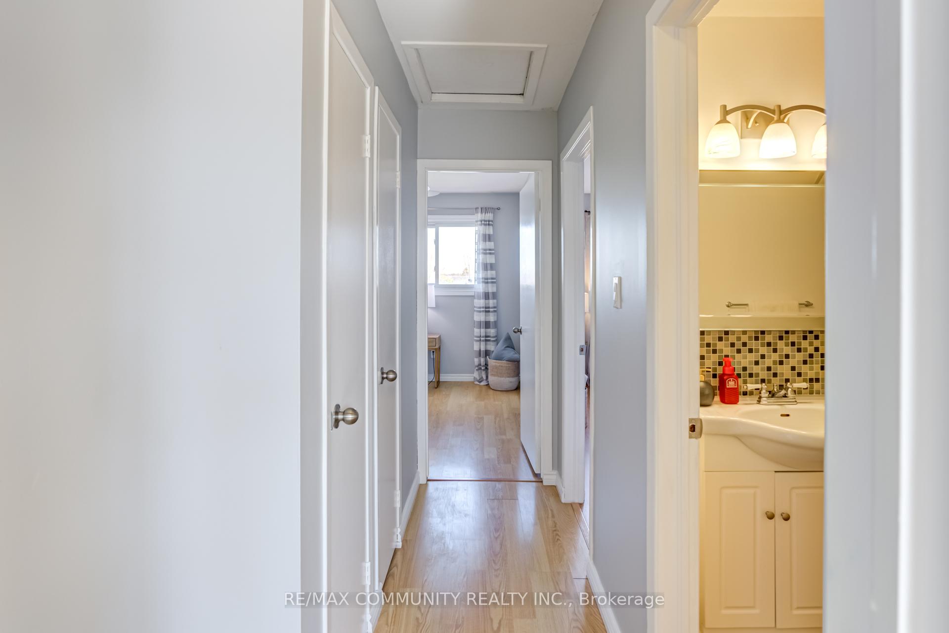 Photo 17 of 412 Maplewood Drive, Oshawa, O'Neill — HOMEH