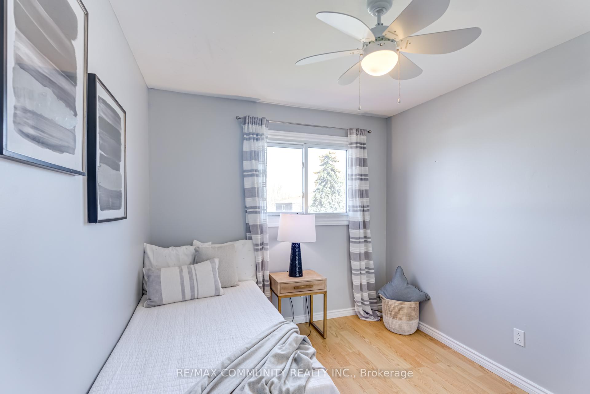 Photo 19 of 412 Maplewood Drive, Oshawa, O'Neill — HOMEH