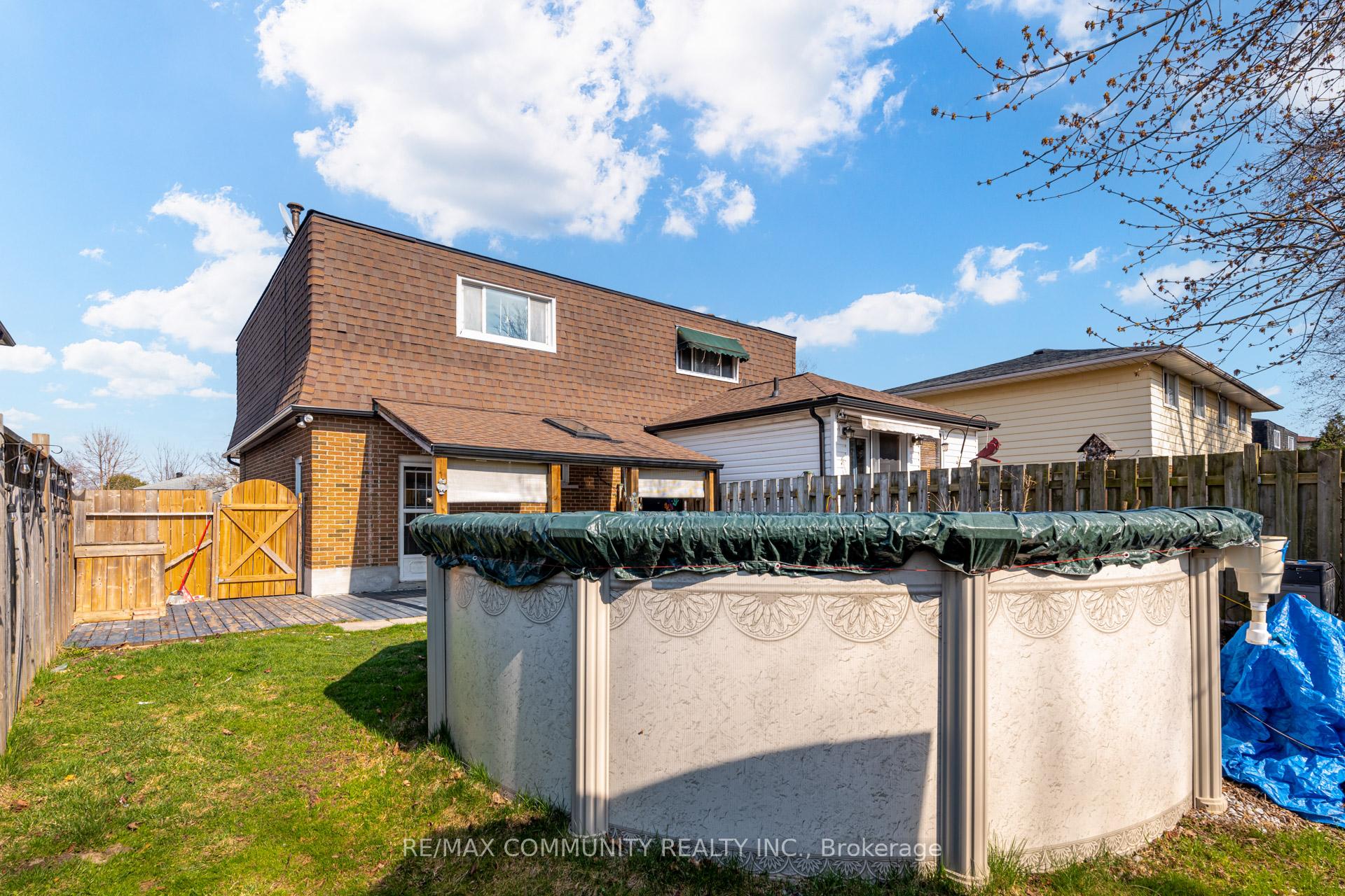 Photo 27 of 412 Maplewood Drive, Oshawa, O'Neill — HOMEH