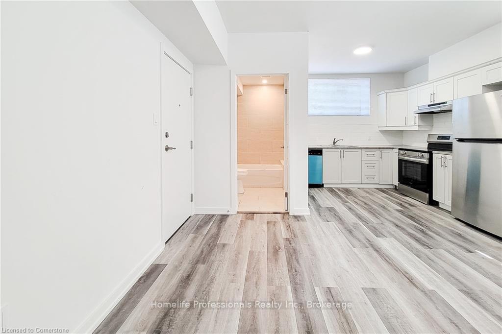 Photo 23 of 278 Crowland Avenue, Welland, Lincoln/Crowland — HOMEH