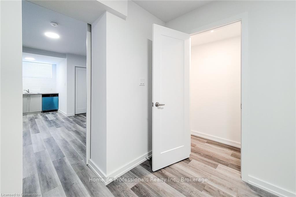 Photo 40 of 278 Crowland Avenue, Welland, Lincoln/Crowland — HOMEH