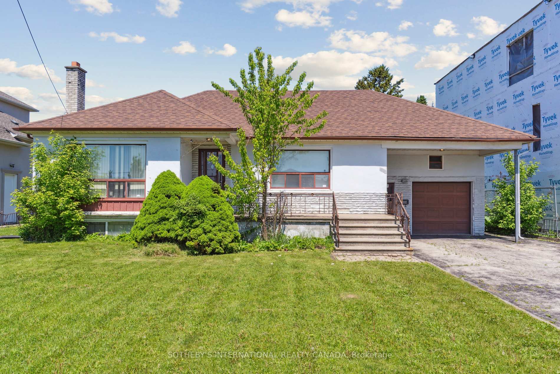 Front of 104 Crestwood Road