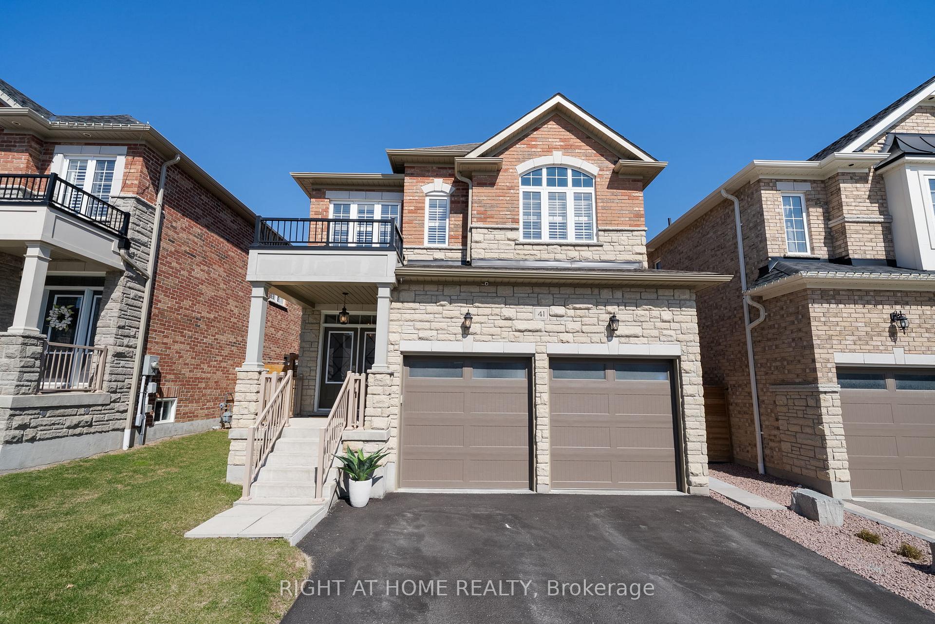 Photo 1 of 41 St Augustine Drive, Whitby, Brooklin — HOMEH