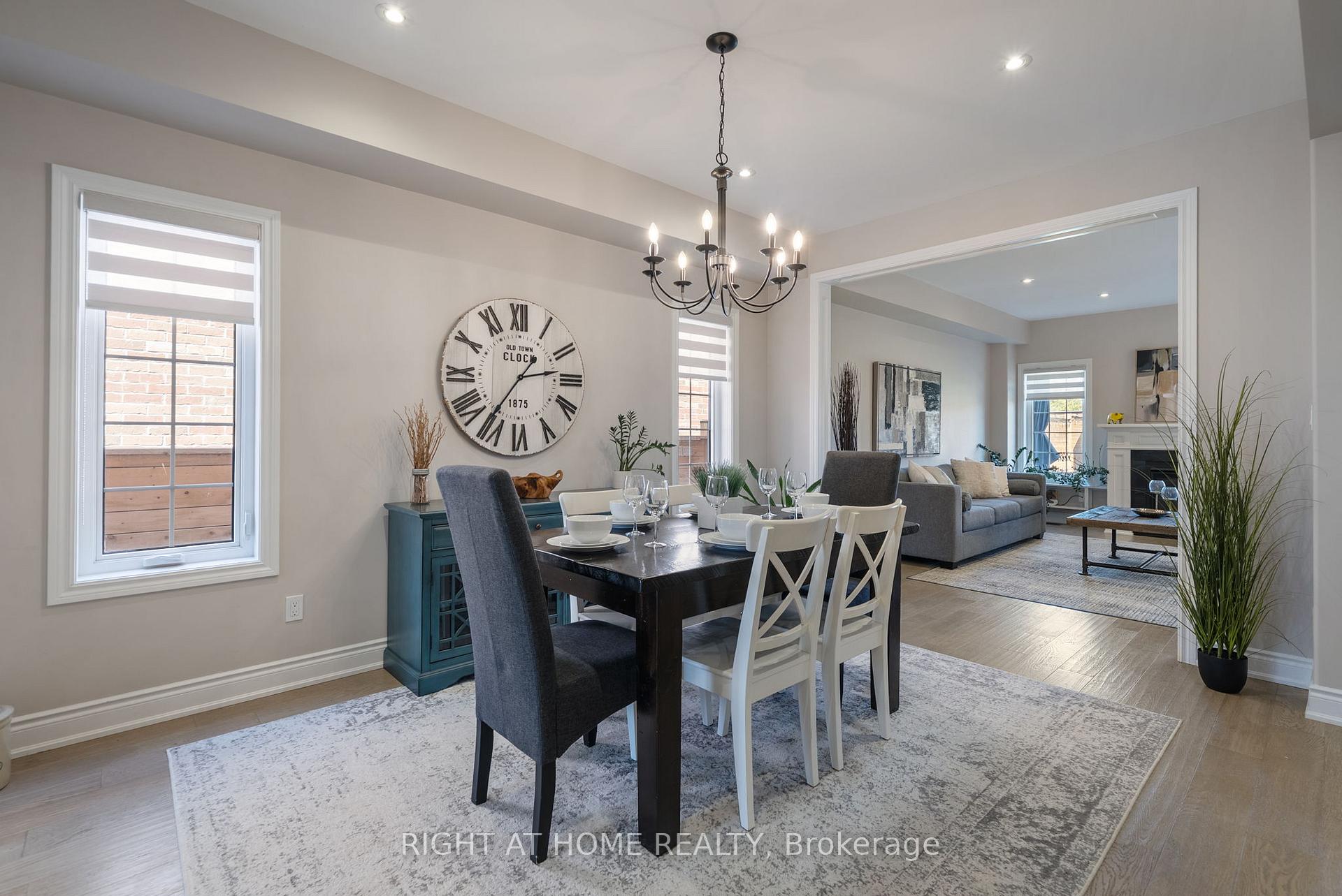 Photo 5 of 41 St Augustine Drive, Whitby, Brooklin — HOMEH