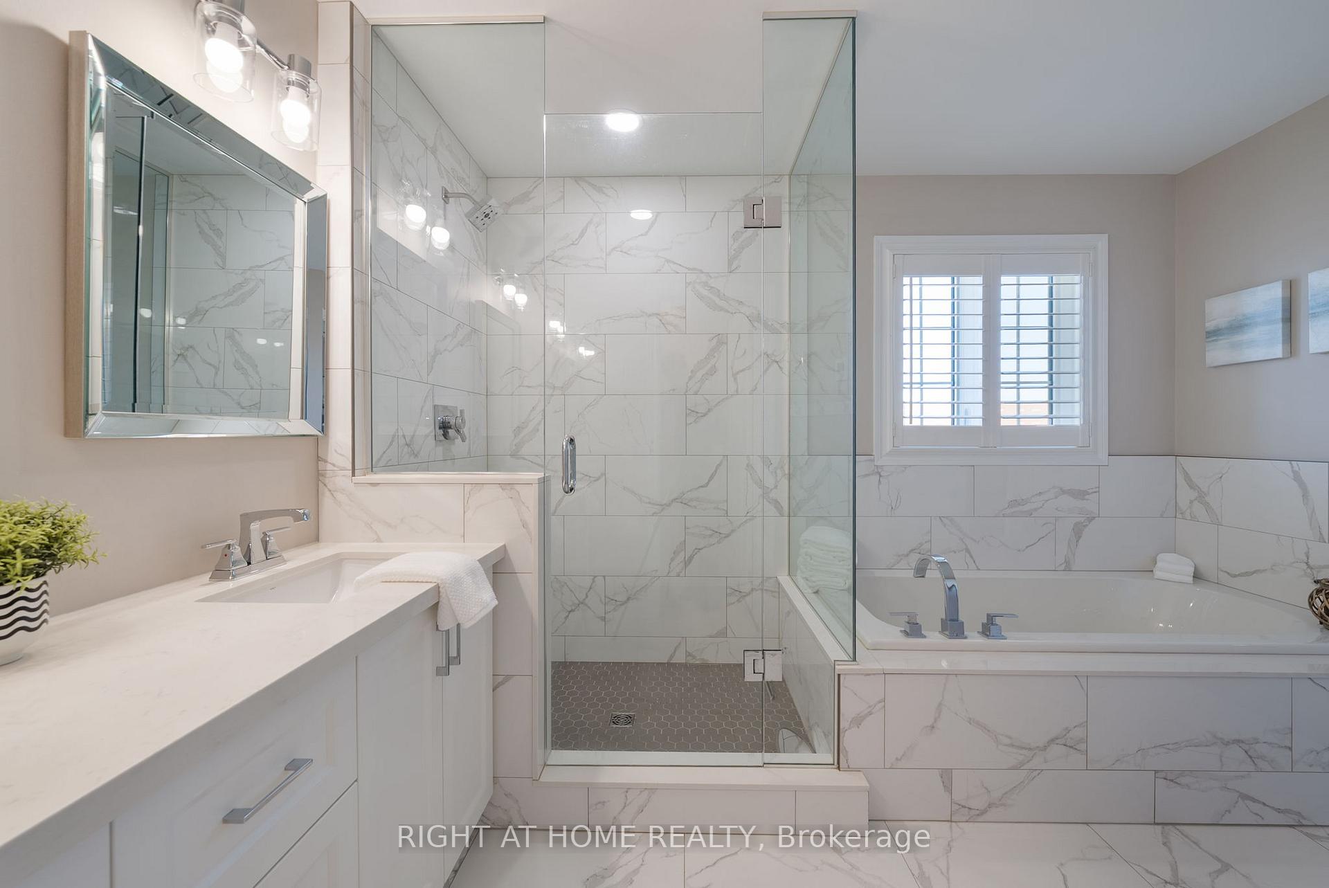 Photo 21 of 41 St Augustine Drive, Whitby, Brooklin — HOMEH