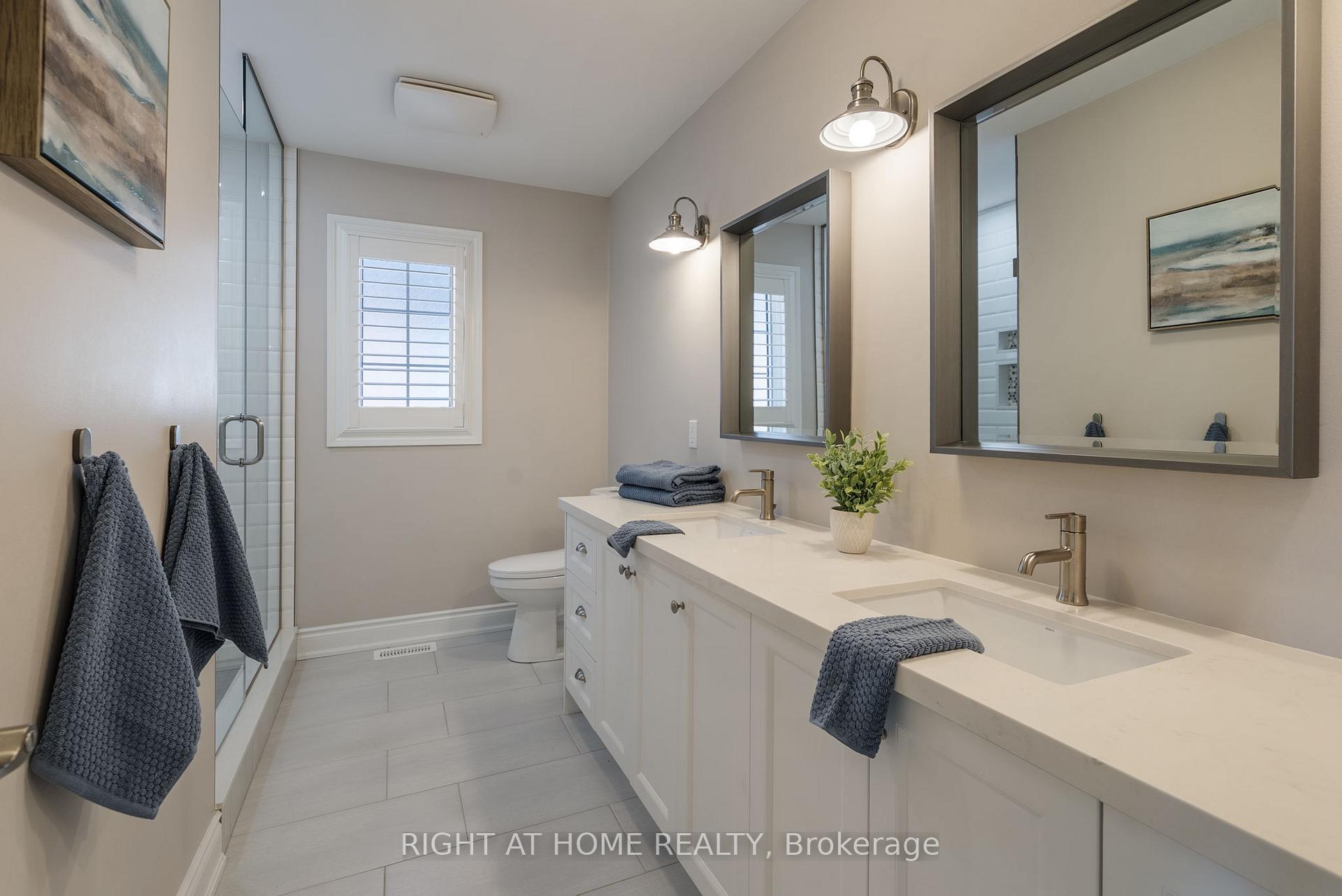 Photo 24 of 41 St Augustine Drive, Whitby, Brooklin — HOMEH