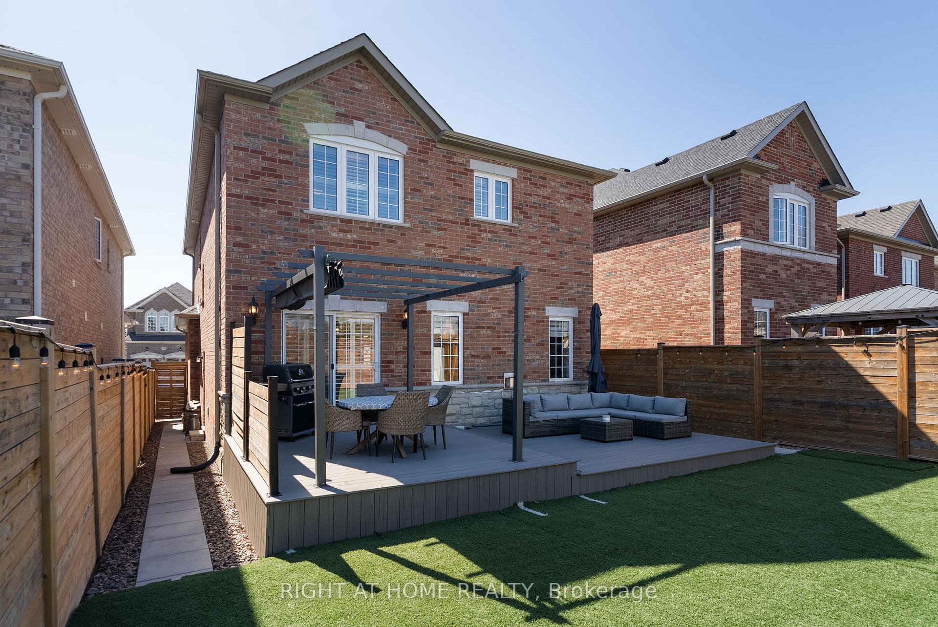 Photo 44 of 41 St Augustine Drive, Whitby, Brooklin — HOMEH