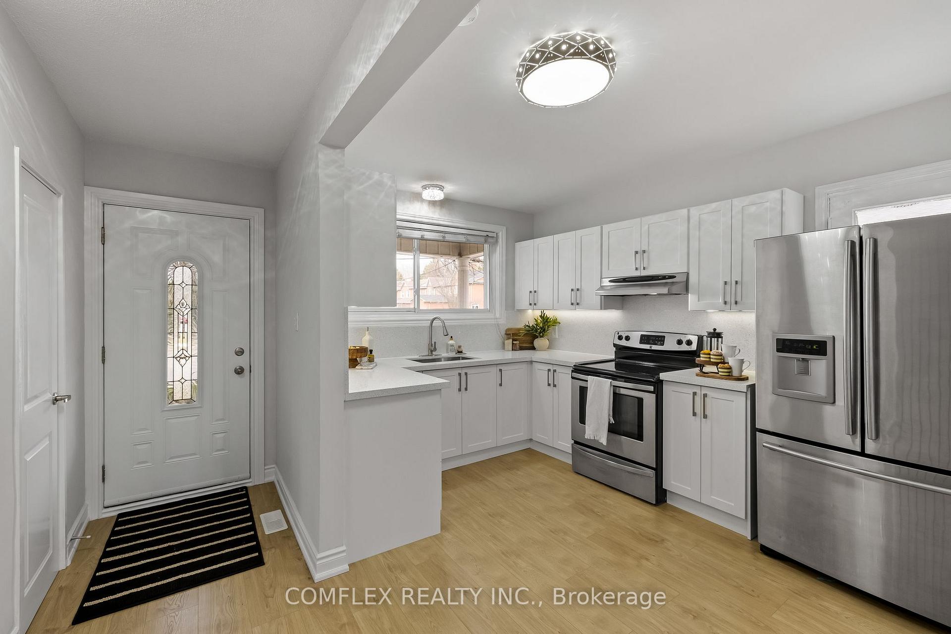 Photo 4 of 309 Rossland Road W, Whitby, Williamsburg — HOMEH