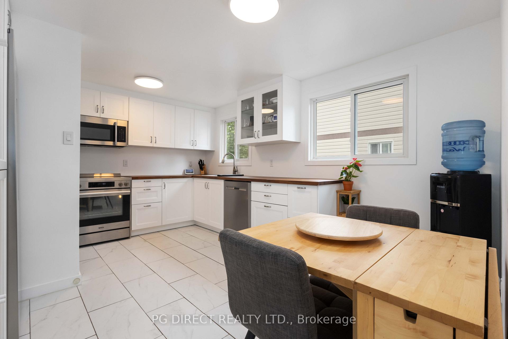 Photo 3 of 2054 Walker Avenue, Peterborough, Ashburnham Ward 4 — HOMEH