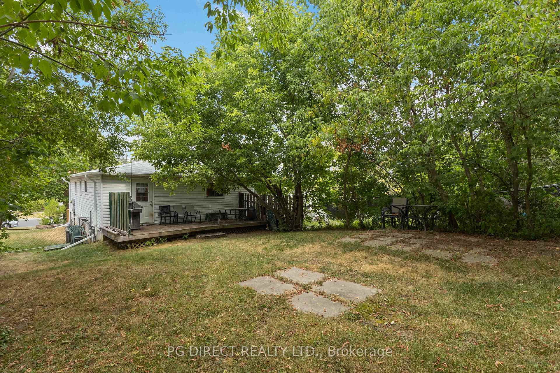 Photo 19 of 2054 Walker Avenue, Peterborough, Ashburnham Ward 4 — HOMEH