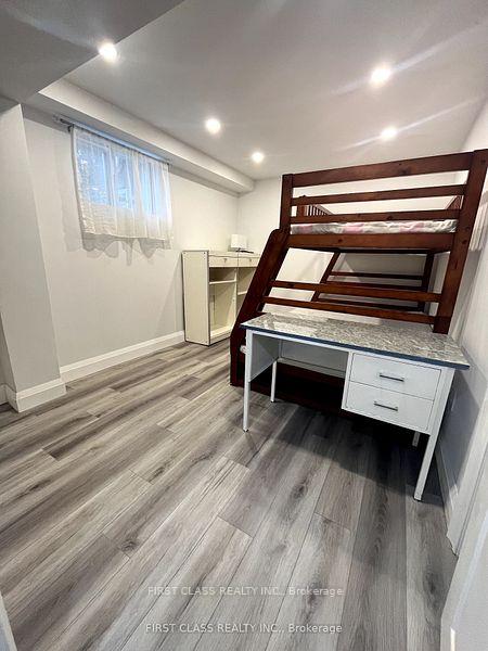 Photo 4 of Unit Bsmt, 276 Conestoga Avenue, Richmond Hill, Harding — HOMEH