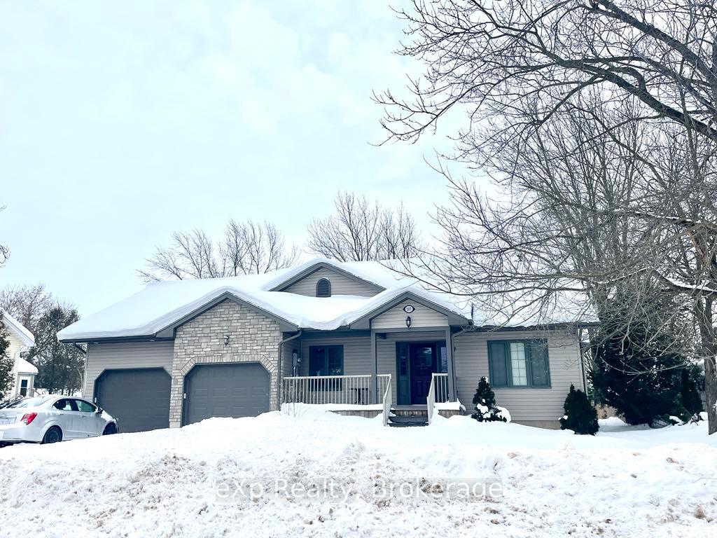 Photo 3 of 207 Alma Street W, Arran-Elderslie — HOMEH