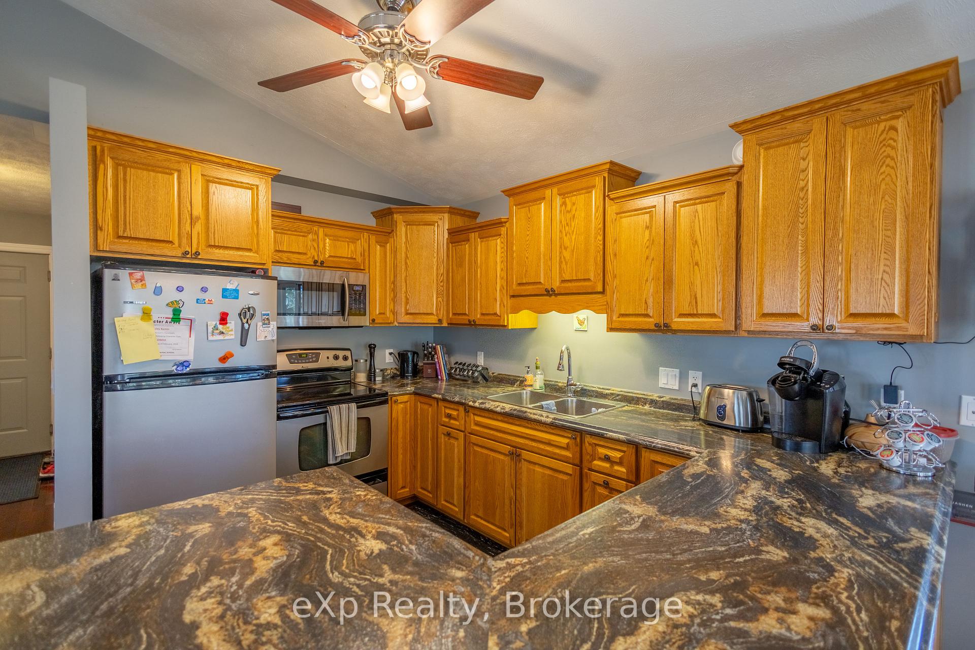 Photo 17 of 207 Alma Street W, Arran-Elderslie — HOMEH
