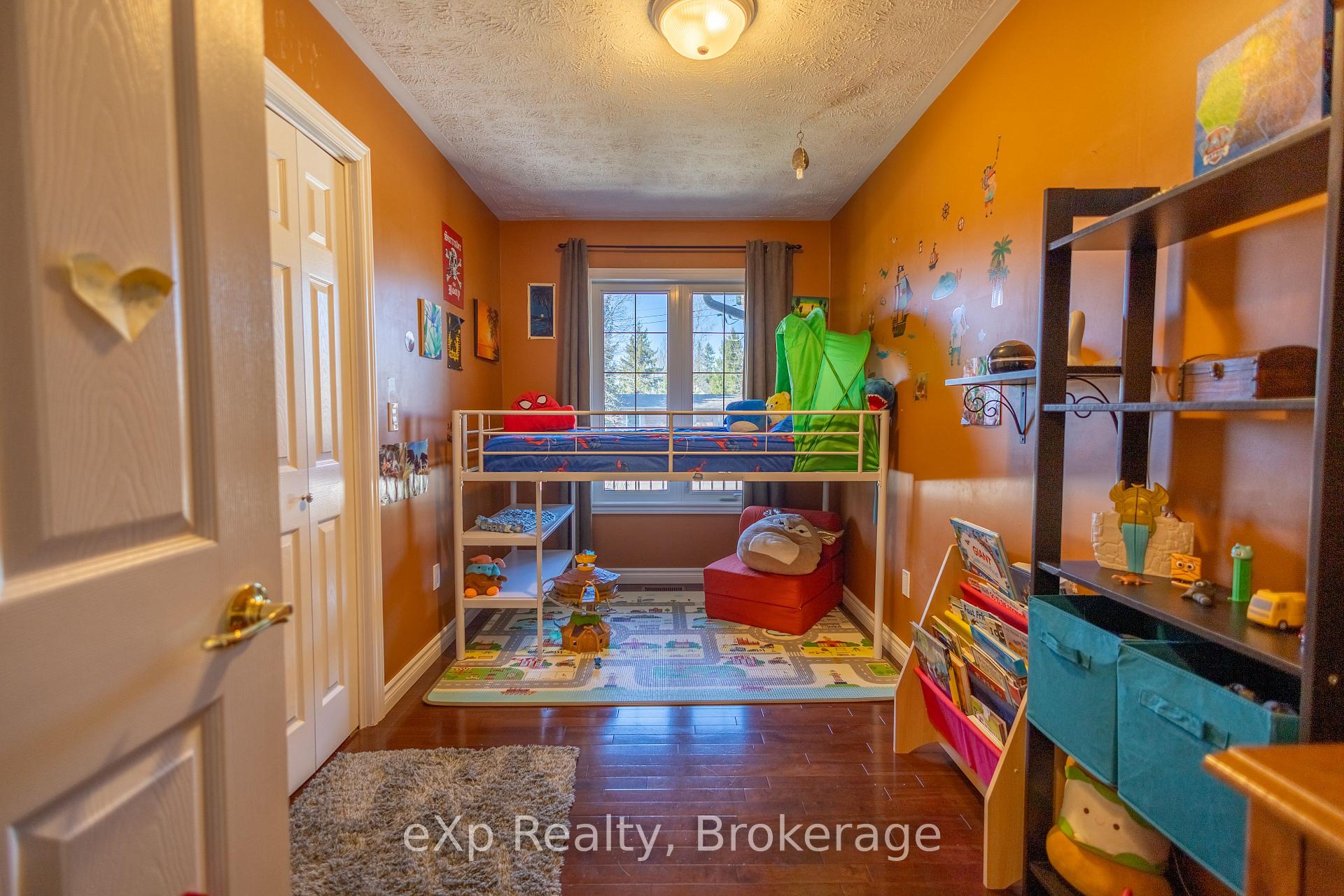 Photo 21 of 207 Alma Street W, Arran-Elderslie — HOMEH