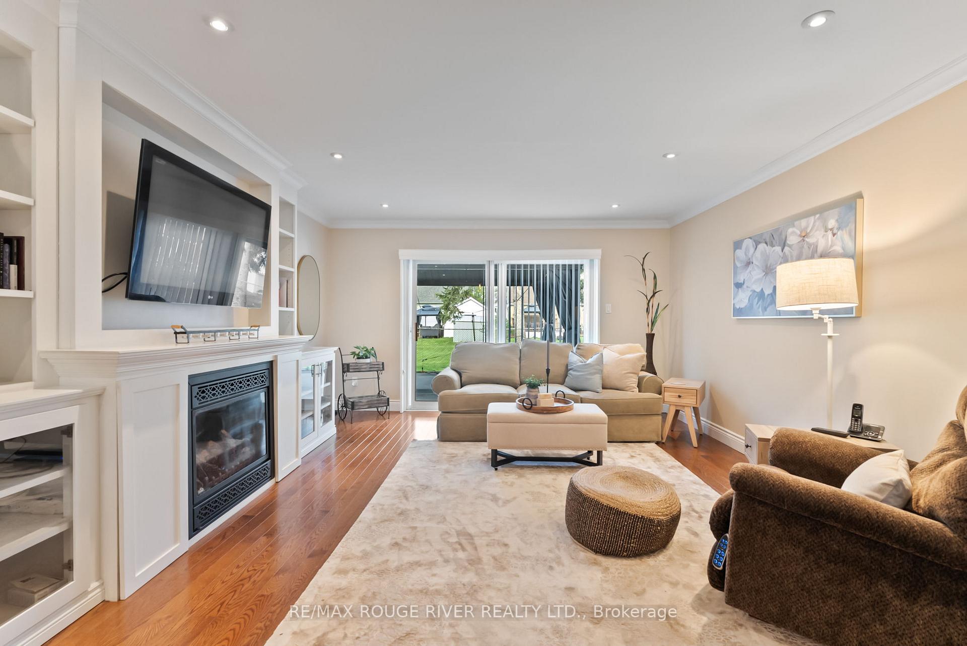 Photo 17 of 59 Brunswick Street, Oshawa, Donevan — HOMEH