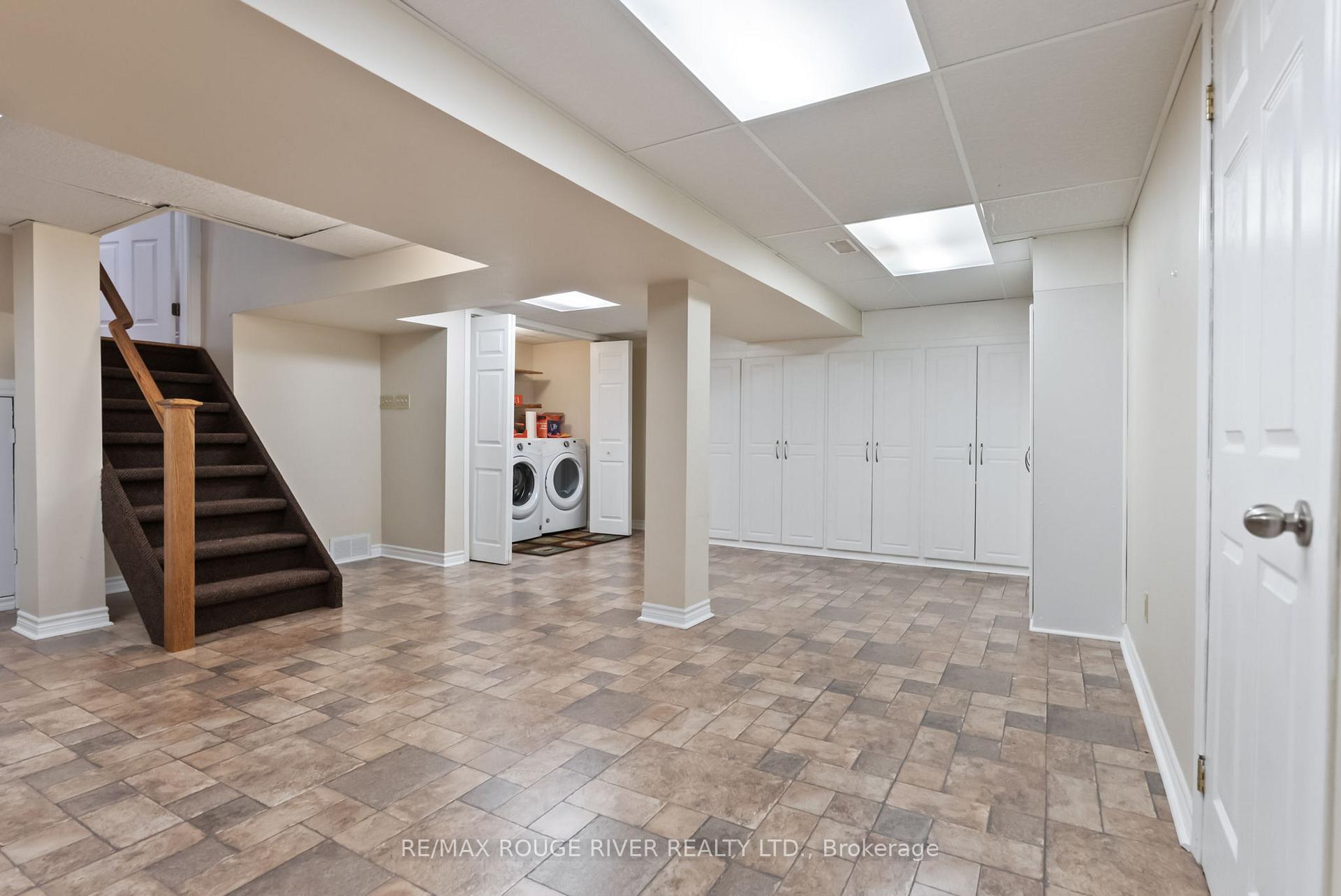 Photo 37 of 59 Brunswick Street, Oshawa, Donevan — HOMEH
