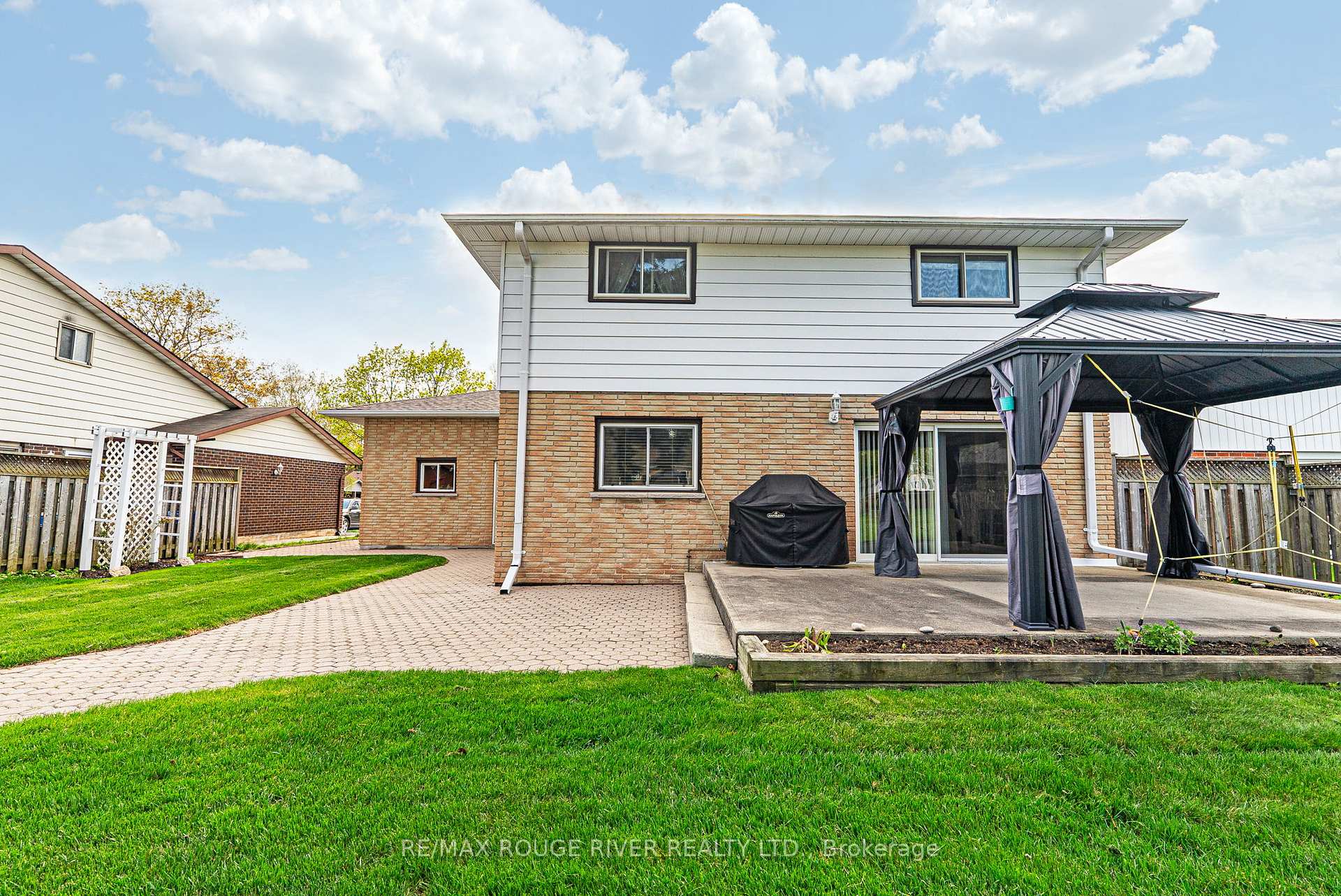 Photo 46 of 59 Brunswick Street, Oshawa, Donevan — HOMEH