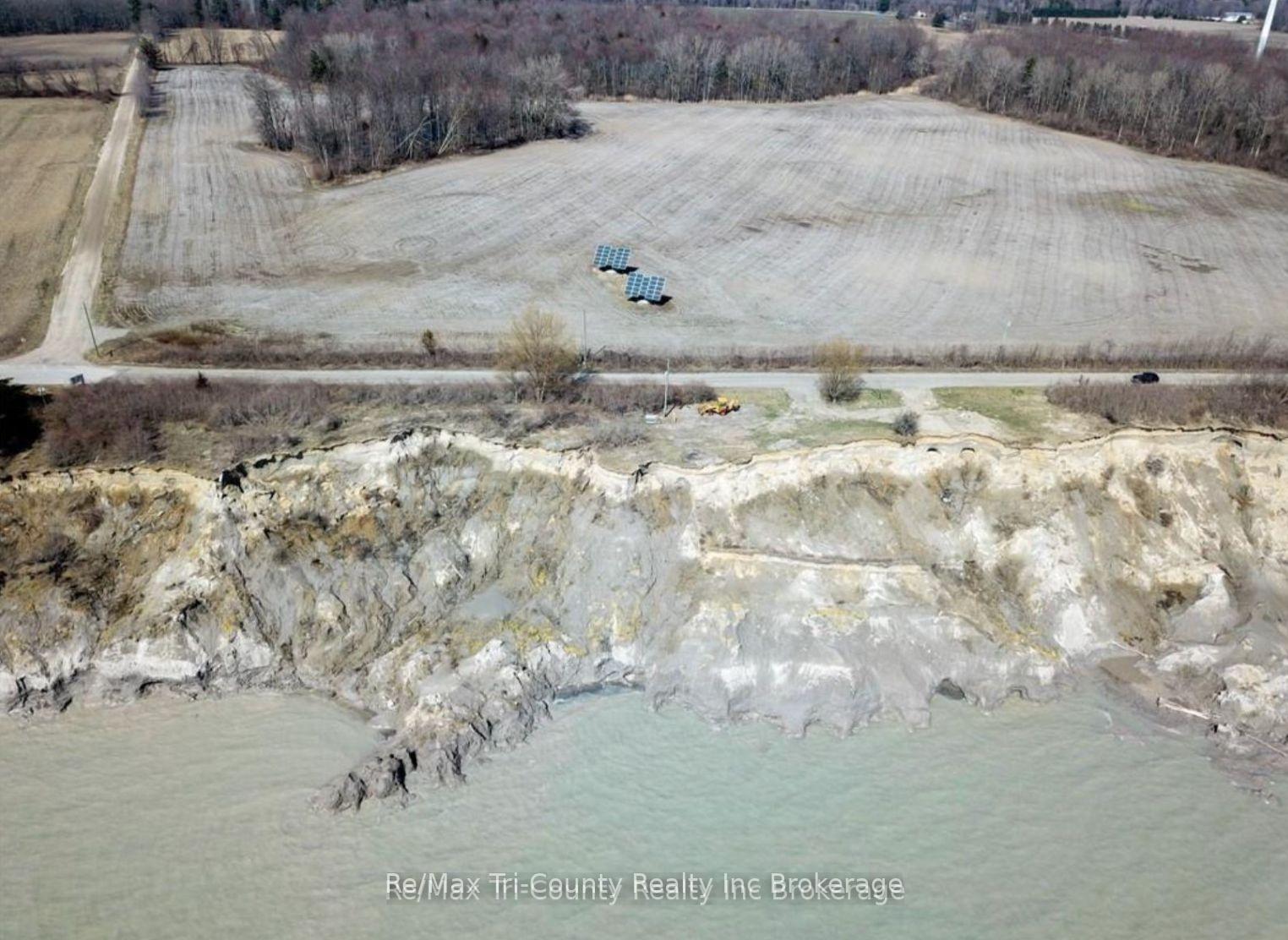 Photo 8 of 56081 Lakeshore Line, Bayham, Rural Bayham — HOMEH
