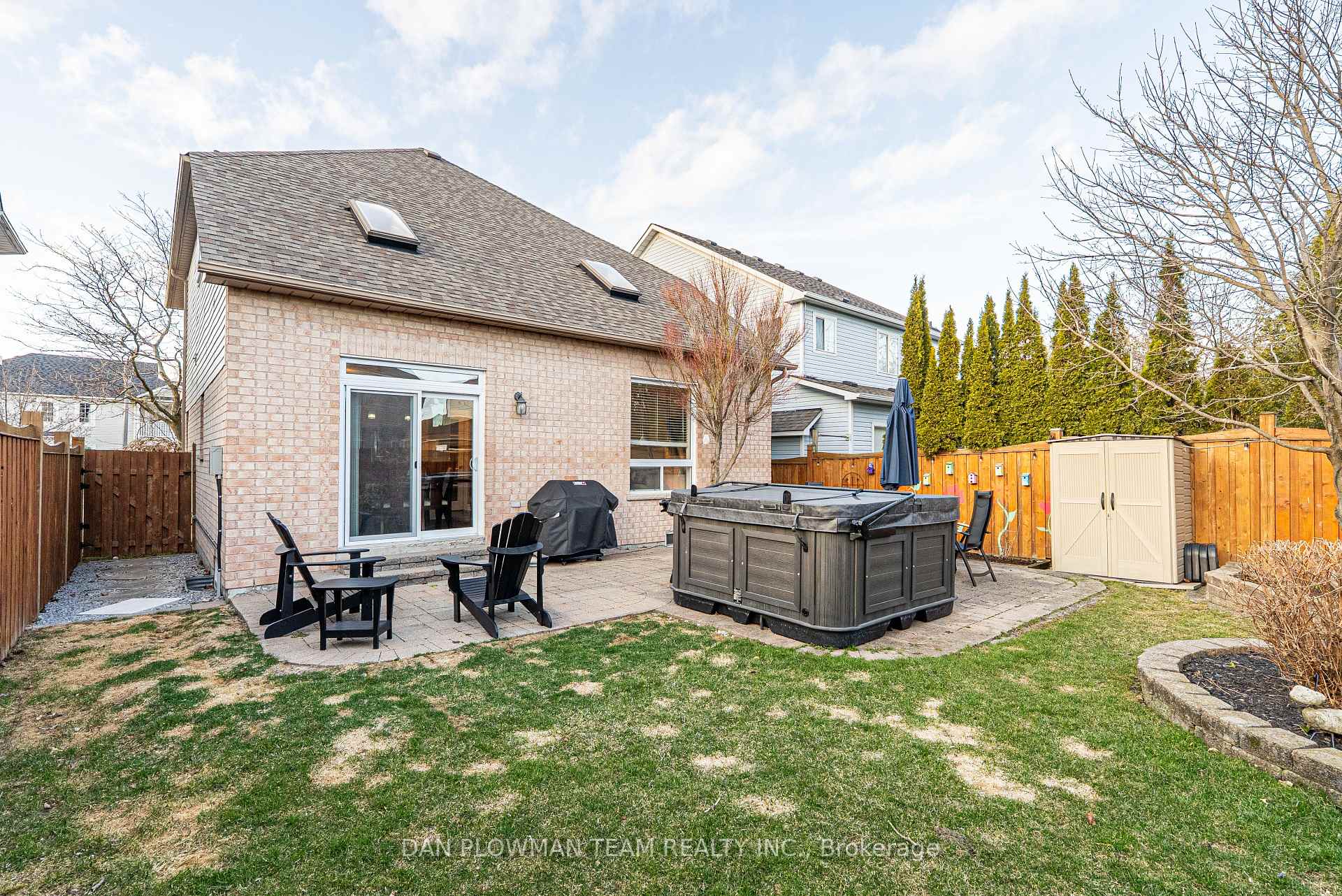 Photo 47 of 63 Scadding Avenue, Whitby, Port Whitby — HOMEH
