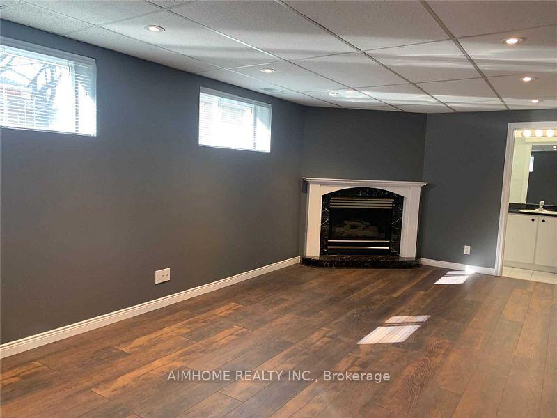 Photo 2 of Unit Lower, 488 Lynett Crescent, Richmond Hill, Crosby — HOMEH