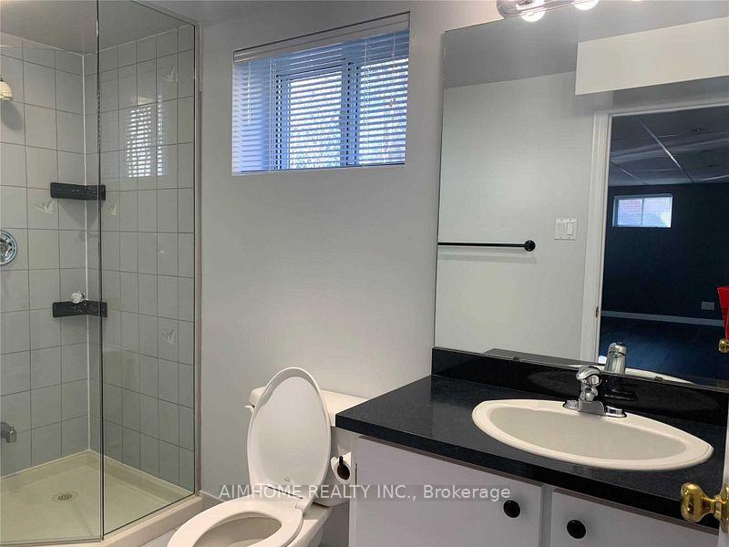 Photo 5 of Unit Lower, 488 Lynett Crescent, Richmond Hill, Crosby — HOMEH