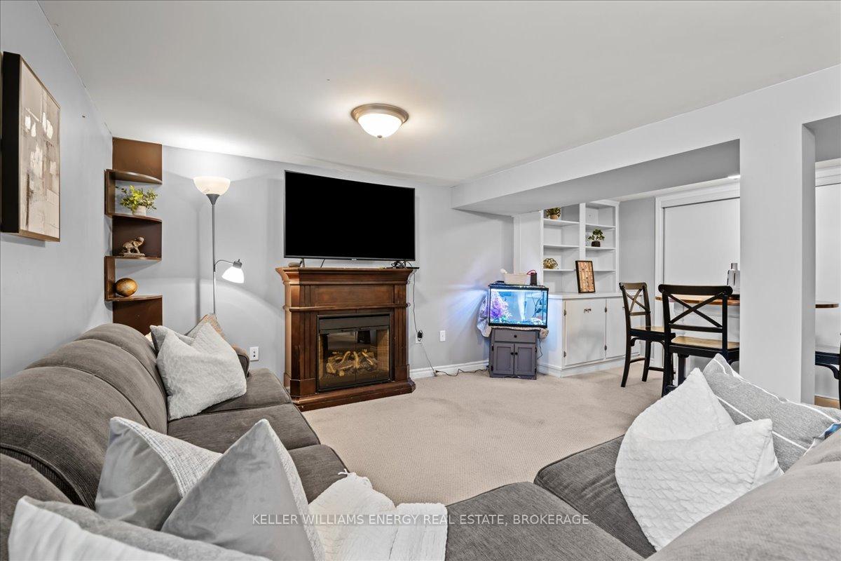 Photo 22 of 815 Southdown Street, Oshawa, Donevan — HOMEH