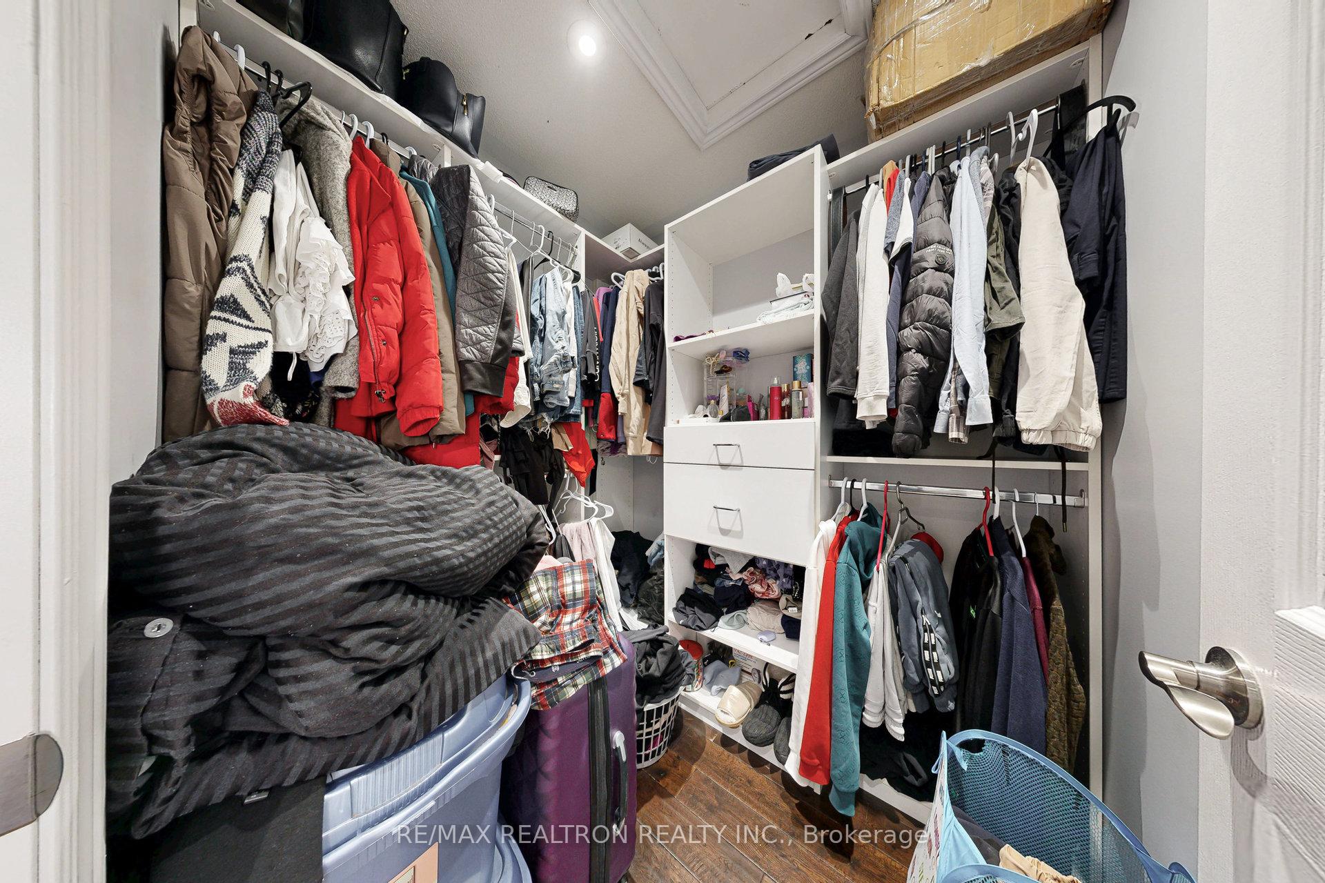 Photo 33 of 51 Barli Crescent, Vaughan, Patterson — HOMEH