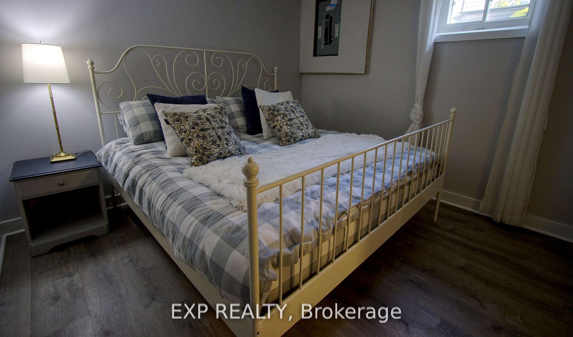 Photo 18 of 349 Euclid Avenue, Peterborough, Ashburnham Ward 4 — HOMEH