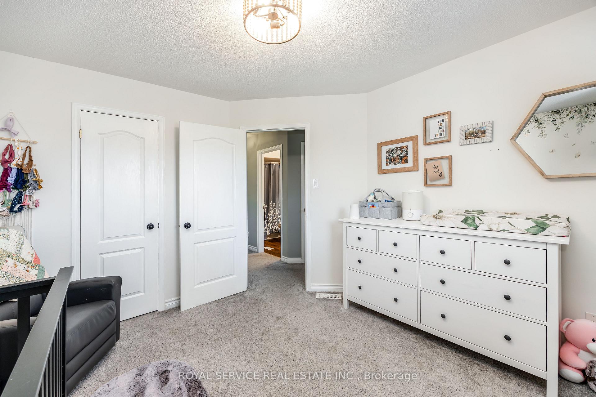 Photo 32 of 446 Abound Crescent, Peterborough, Ashburnham Ward 4 — HOMEH