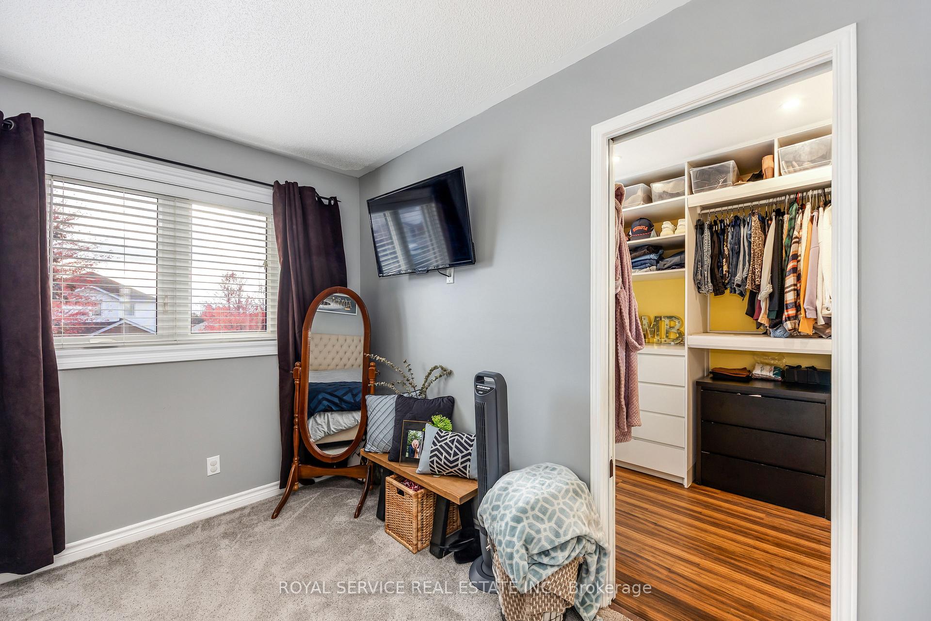 Photo 37 of 446 Abound Crescent, Peterborough, Ashburnham Ward 4 — HOMEH